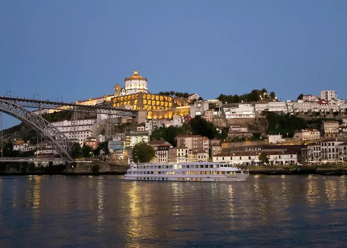 Cozy In With Modern Amenities Lägenhet Oporto