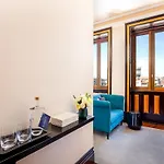 Cozy In With Modern Amenities * Oporto